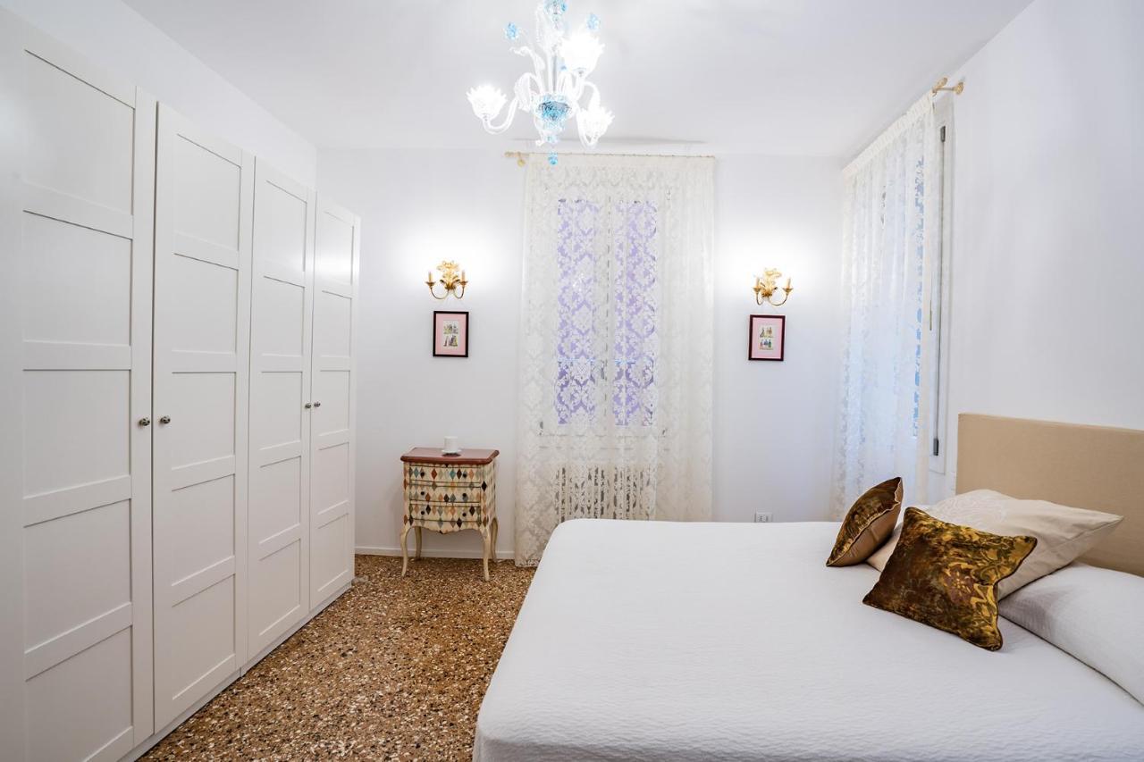Appartement Ca' San Beneto Completely Refurbished In A Fabulously Area Venetië